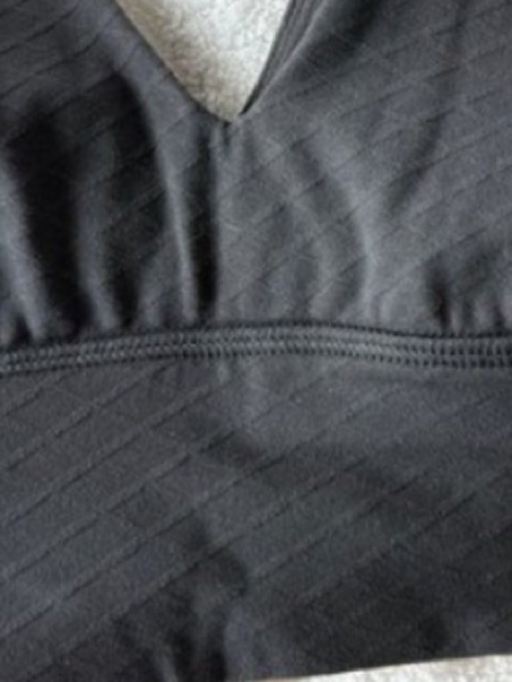 🖤 lululemon Black Embossed Align Bra & Free Tote size 6 - Picture 2 of 5